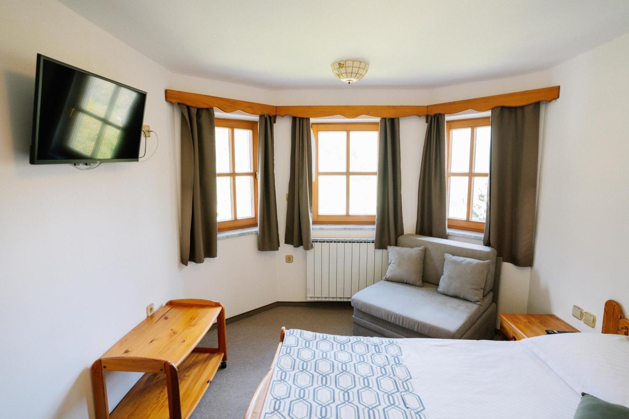 Jelenov Greben Gasthof 3*
